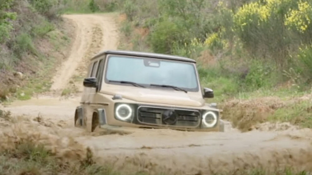 Elektrikli Mercedes G With Eq Technology I In Bir Arazi Test Videosu