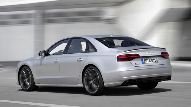 Audi S8 Plus