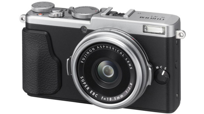 Fujifilm X70