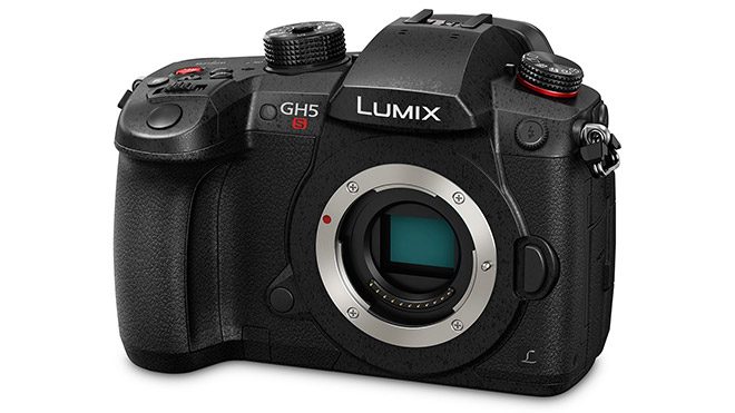 Panasonic GH5S