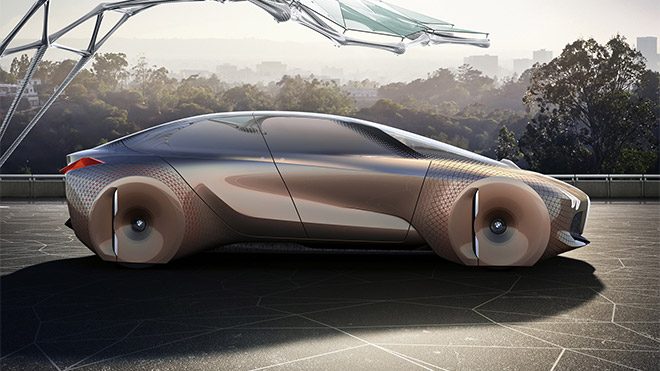 BMW iNext 2021