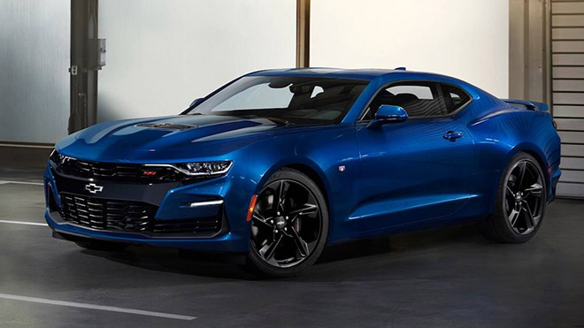 Guclenen Tasarimi Ve 2 0 Litrelik Yeni Motor Secenegiyle 2019 Chevrolet Camaro Video Log