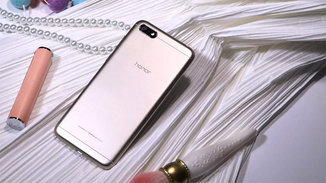 Honor Play 7