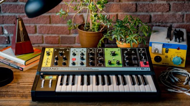 moog