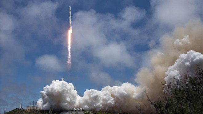 SpaceX Falcon 9 NASA fotoğrafçısı