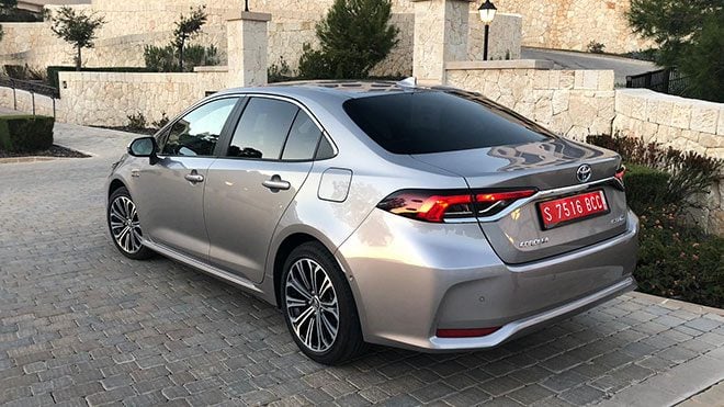 Yeni Toyota Corolla Hybrid Türkiye fiyatı ve öne çıkan 