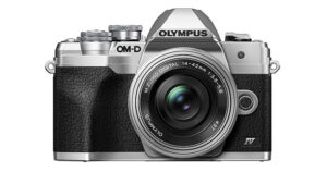 Olympus E-M10 IV aynasız fotoğraf makinesi tanıtıldı; işte fiyatı