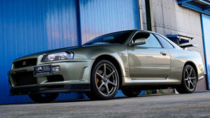 Nissan Skyline GT-R R34 V-Spec II Nur Millennium Jade