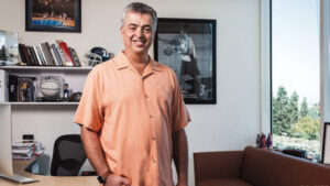 Eddy Cue Apple