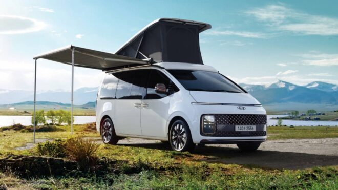 Hyundai Staria Lounge Camper