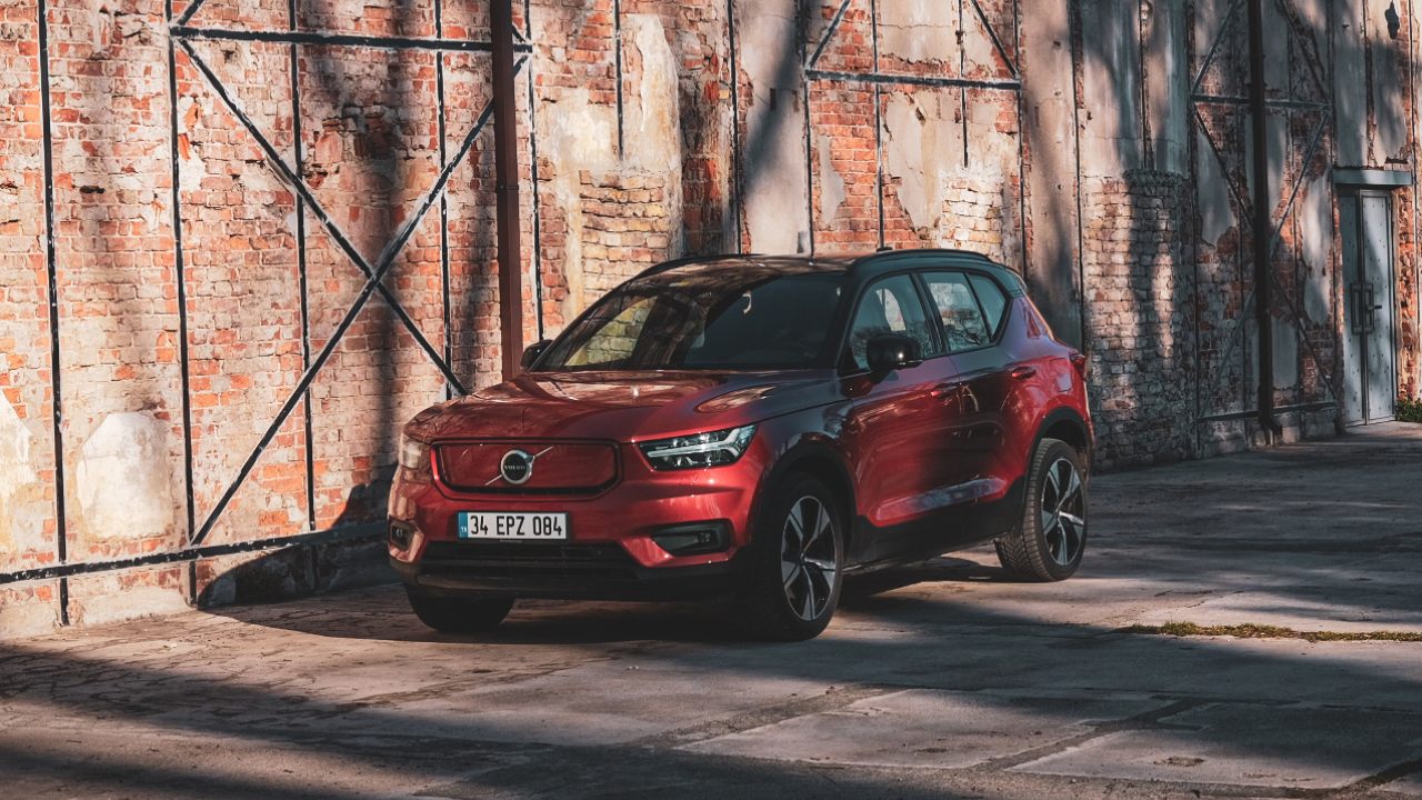 Volvo XC40 fiyat listesi üç ayda nereden nereye geldi? LOG