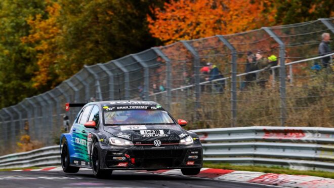 Türk yarış pilotu Nürburgring Şampiyonası'nda mutlu sona yaklaştı