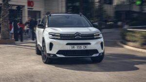 Citroen C5 Aircross hybrid 136