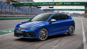 2025 Volkswagen Golf R ve Golf R Variant